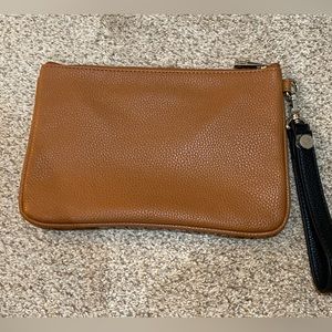 Thirty-One cognac pouch with detachable wrist strap
